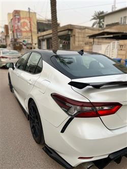 تۆیۆتا کامری